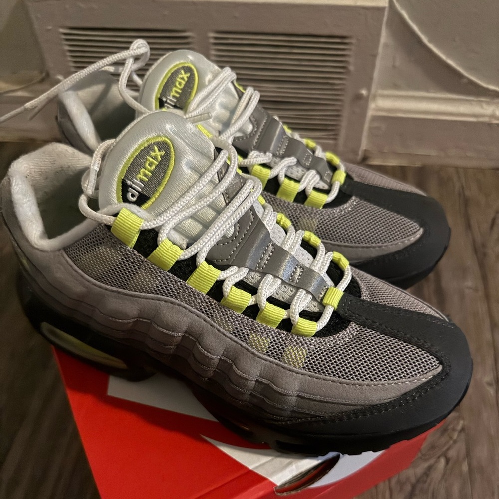 Nike Air Max 95 in Gray with Neon Yellow Accents